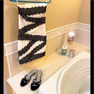 Gorgeous Classic Jessica McClintock black and white corset dress sexy classic